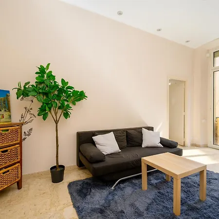 Center 5 Min Palais Ac Bright Apartmán